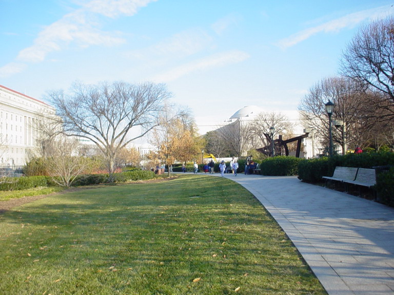 Cristina On The Mall 30-Dec-2005