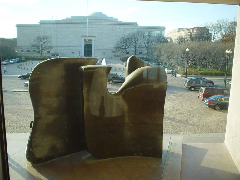 Cristina On The Mall 30-Dec-2005