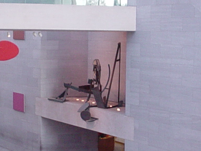 Cristina On The Mall 30-Dec-2005