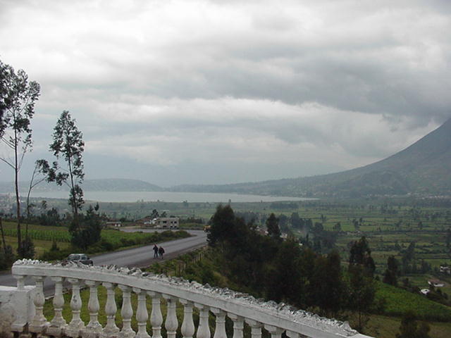 Quito March 2001