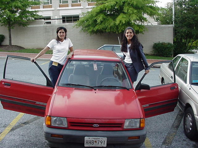 Victoria Sahade's Visit July 2001