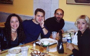 Ale & Laura in DC December 2001