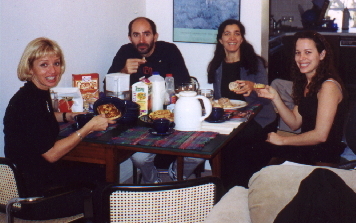 Ale & Laura in DC December 2001