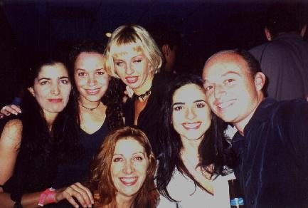 Ale & Laura in DC December 2001